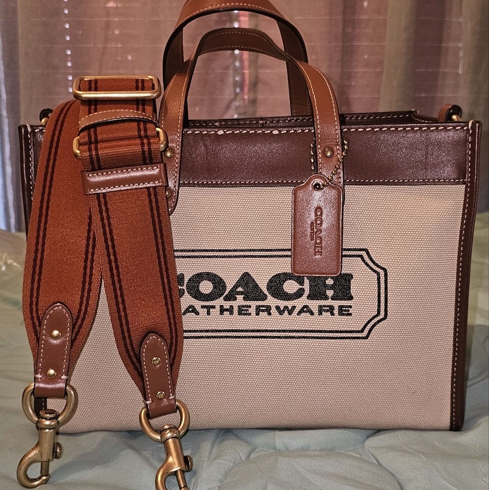 SOLD.........Coach Field tote 30
